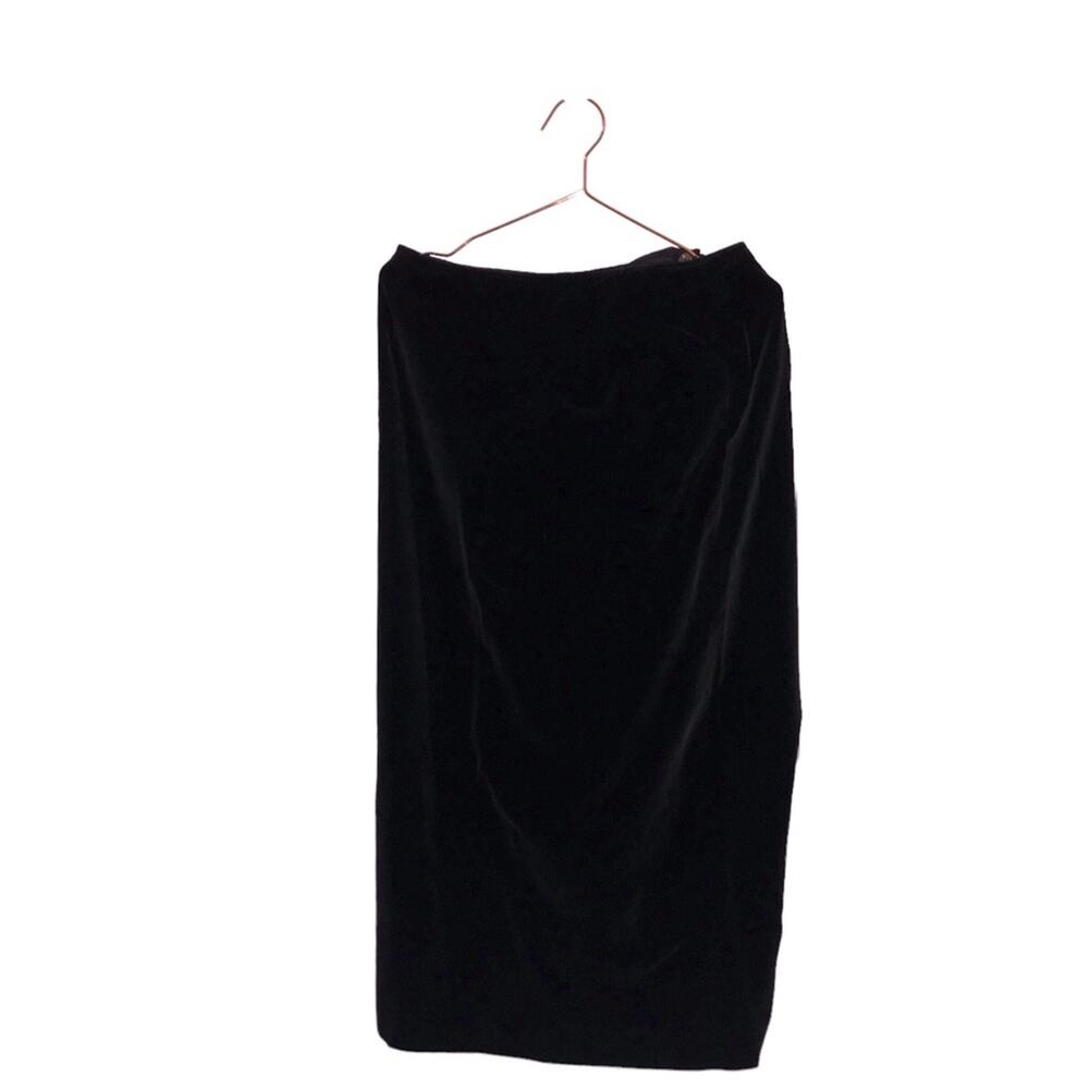 Liz Claiborne Black midi Velvet Skirt made in USA size 12